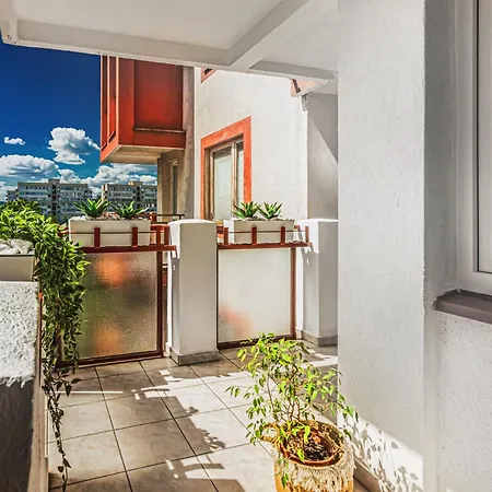 Apartmán Komfortowy Jacuzzi & Balkon & 2 Sypialnie