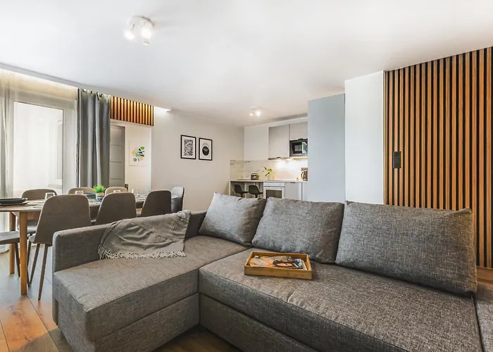 Komfortowy Jacuzzi & Balkon & 2 Sypialnie Apartment *