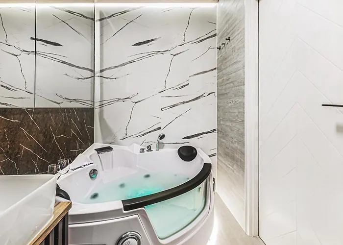 Komfortowy Jacuzzi & Balkon & 2 Sypialnie * Breslau