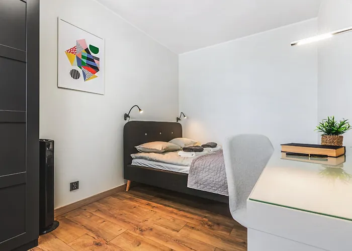 Komfortowy Jacuzzi & Balkon & 2 Sypialnie Apartment Breslau