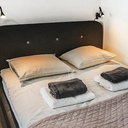 Komfortowy Jacuzzi & Balkon & 2 Sypialnie Breslavia