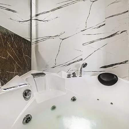 Komfortowy Jacuzzi & Balkon & 2 Sypialnie * Breslavia